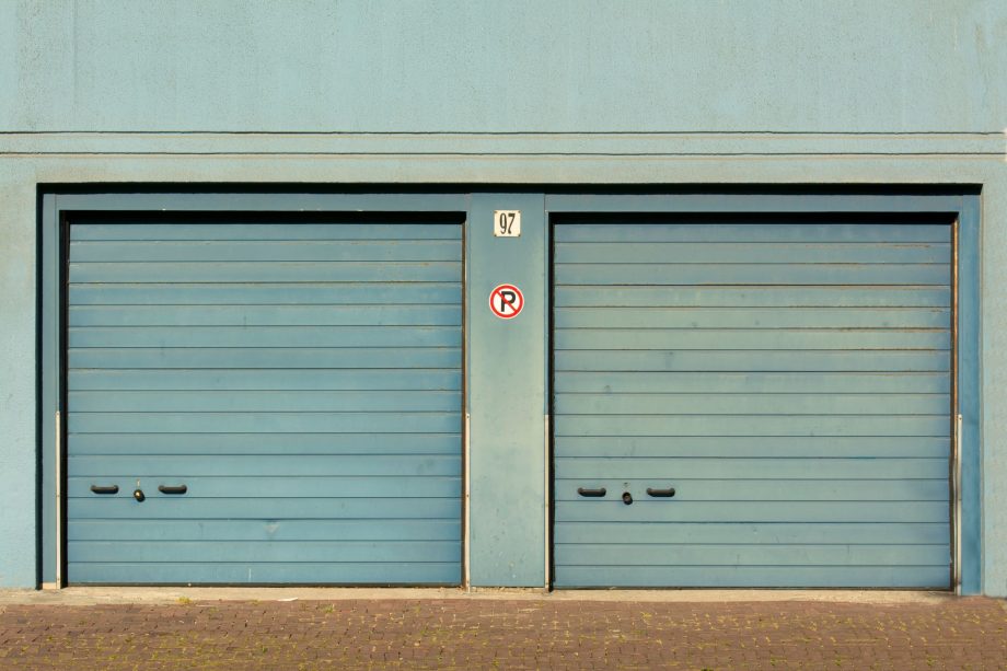 garage door style